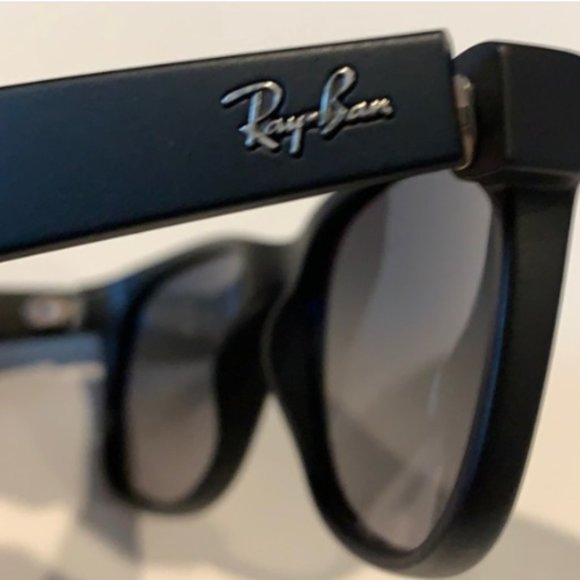 Ray-Ban Sunglasses NWT